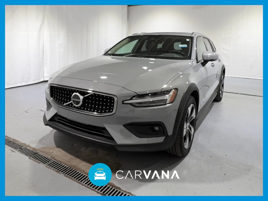 2025 Volvo V60 Cross Country B5 Plus