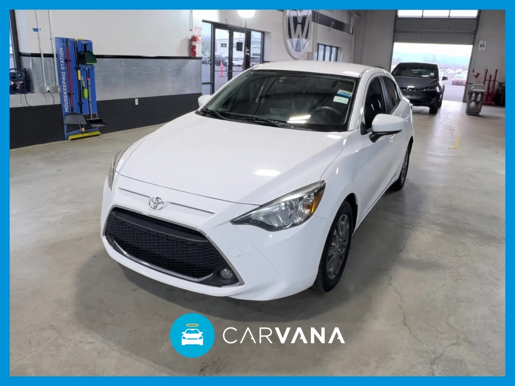 2019 Toyota Yaris LE